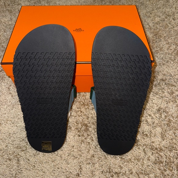 Hermès Chypre sandals - Picture 2 of 8
